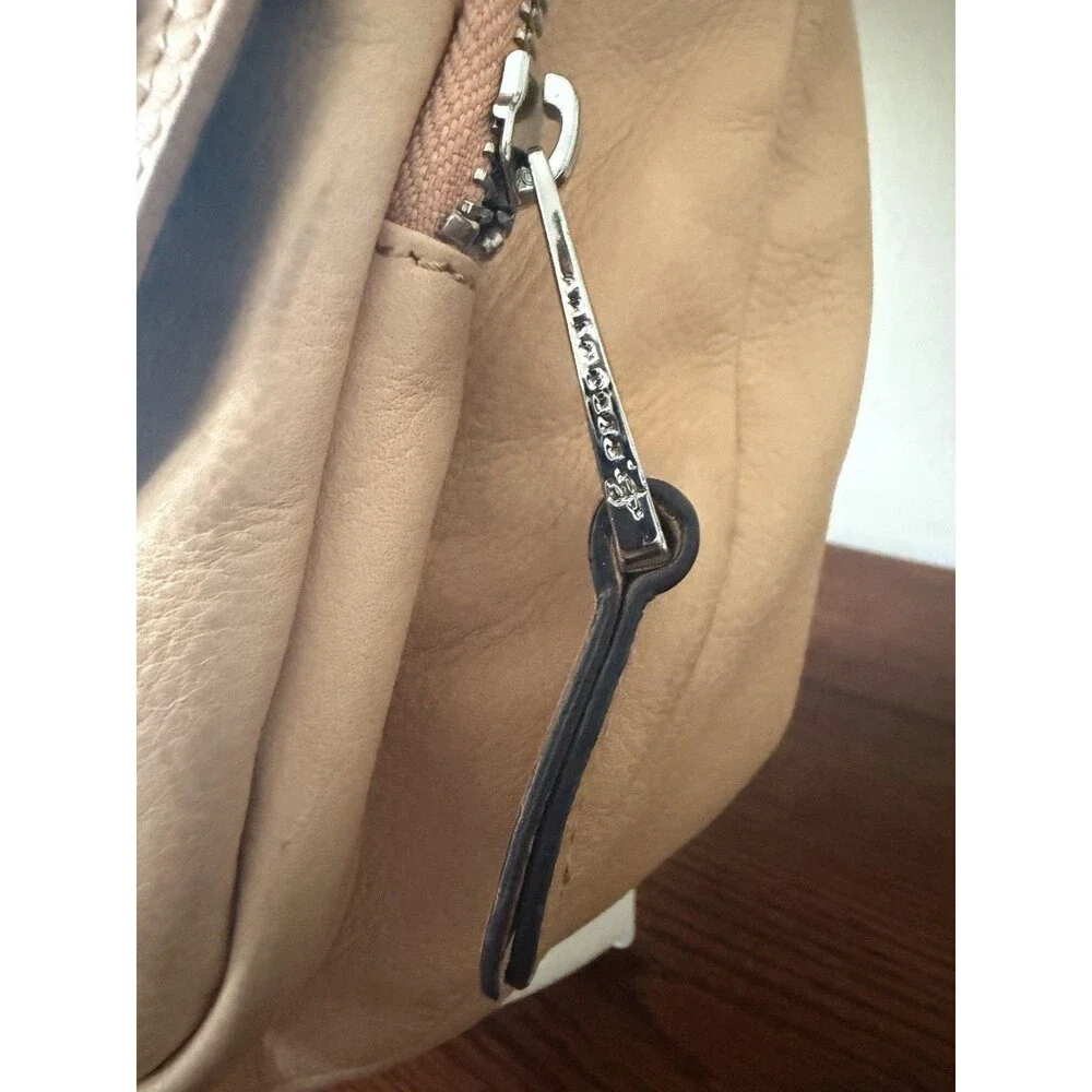 B. Makowsky Tan Leather Hobo Bag Multi-Pocket Cargo Style Silver Hardware